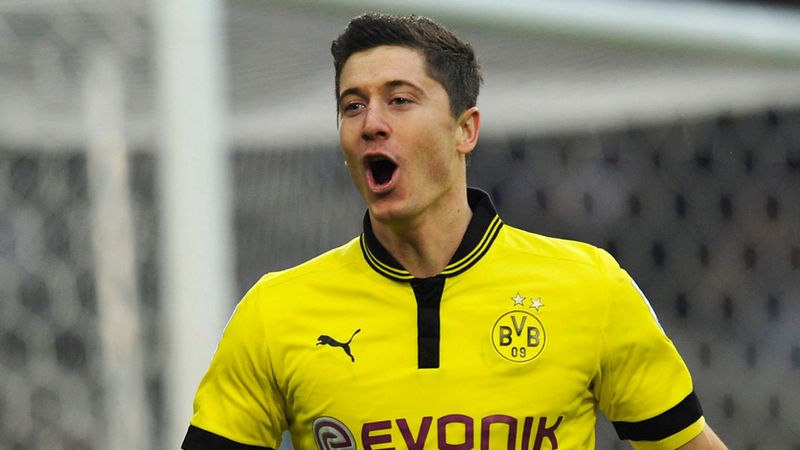 Tiền đạo Robert Lewandowski